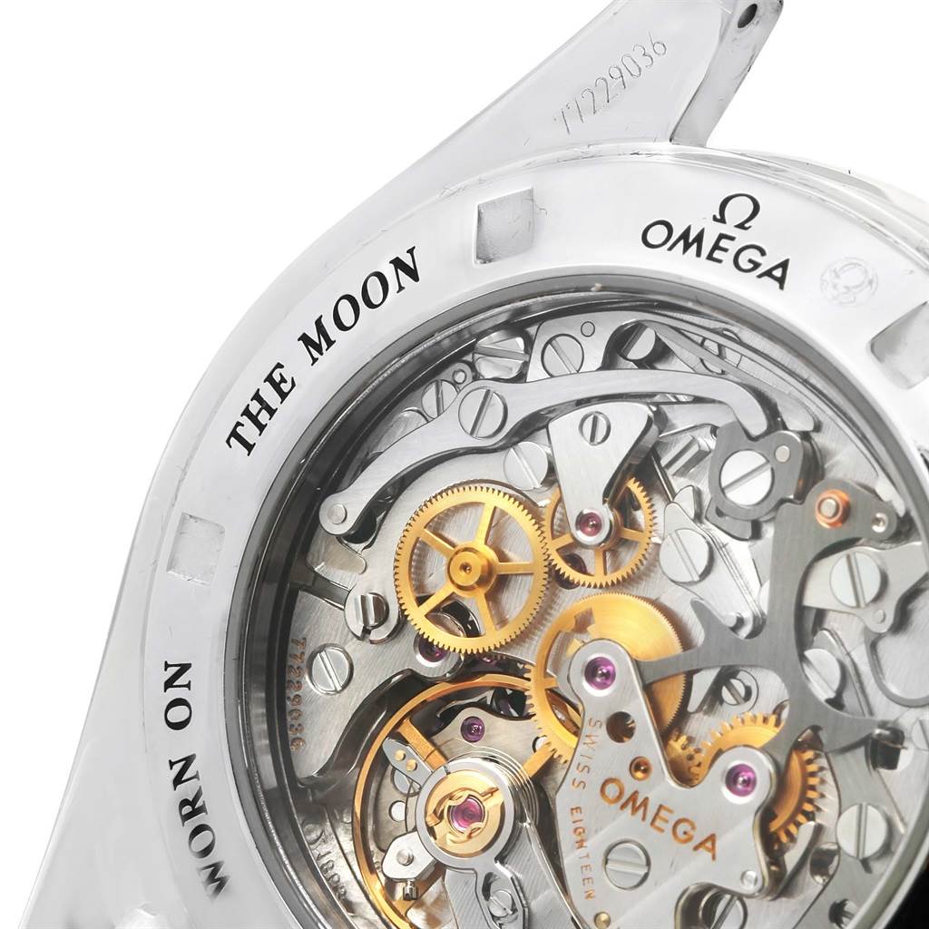 This image shows the intricate internal mechanism of an Omega Speedmaster 3573.50.00 Men
s Stainless Steel Black Dial 3573.50.00 Men
s Stainless Steel Black Dial watch from the back angle.