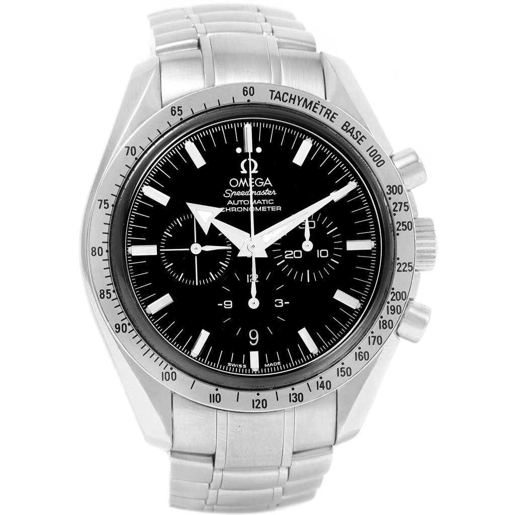 This image shows a frontal view of the Omega Speedmaster 3551.50.00 Men
s Stainless Steel Black Dial 3551.50.00 Men
s Stainless Steel Black Dial watch featuring its bezel, dial, hands, sub-dials, and bracelet.
