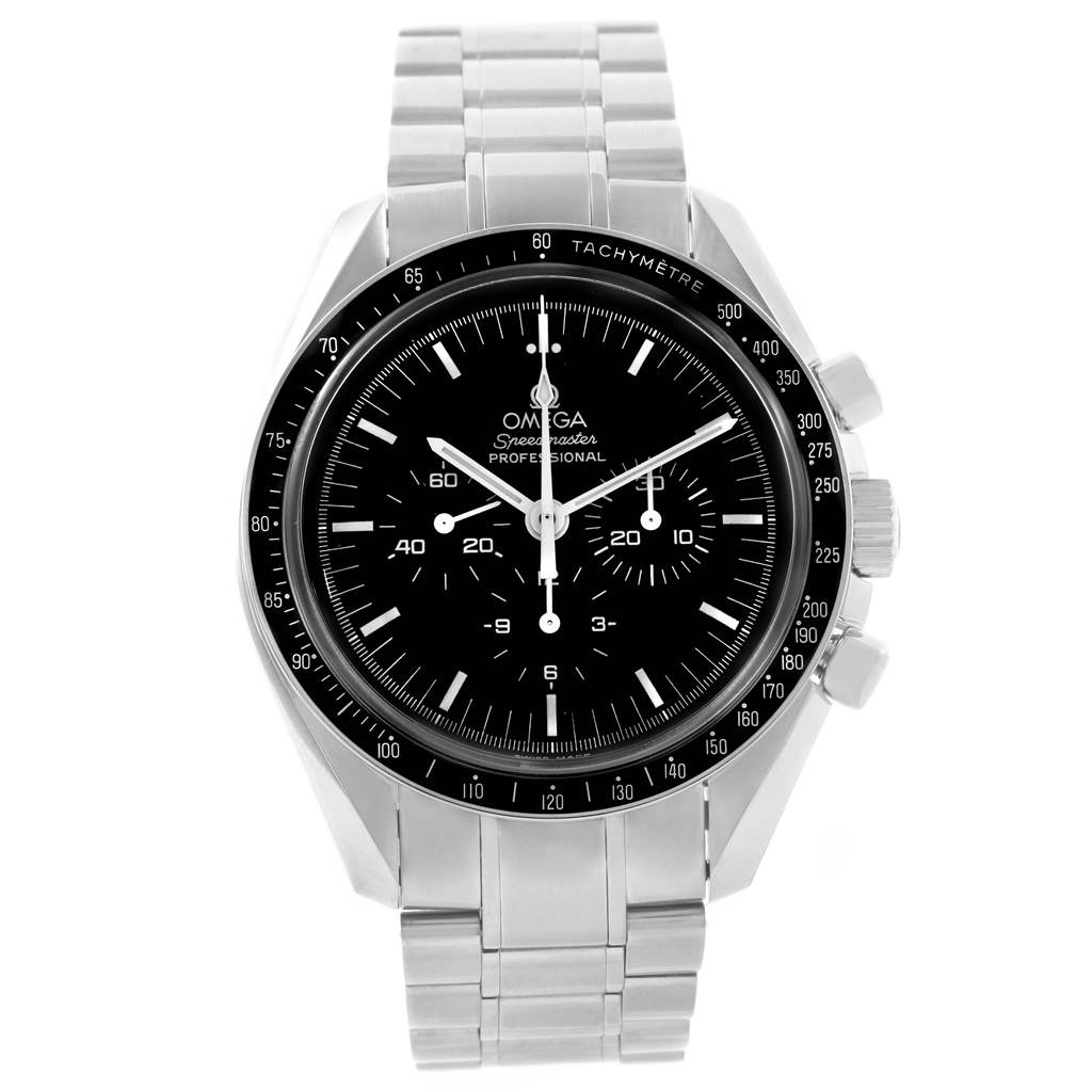 This image shows a front view of the Omega Speedmaster 3570.50.00 Men
s Stainless Steel Black Dial 3570.50.00 Men
s Stainless Steel Black Dial watch, highlighting its dial, tachymeter bezel, and bracelet.