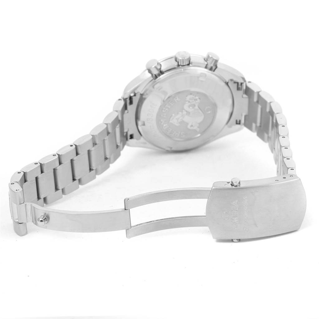 The image shows the back and bracelet clasp of an Omega Speedmaster 3211.31.00 Men
s Stainless Steel Silver Dial 3211.31.00 Men
s Stainless Steel Silver Dial watch at a side angle.