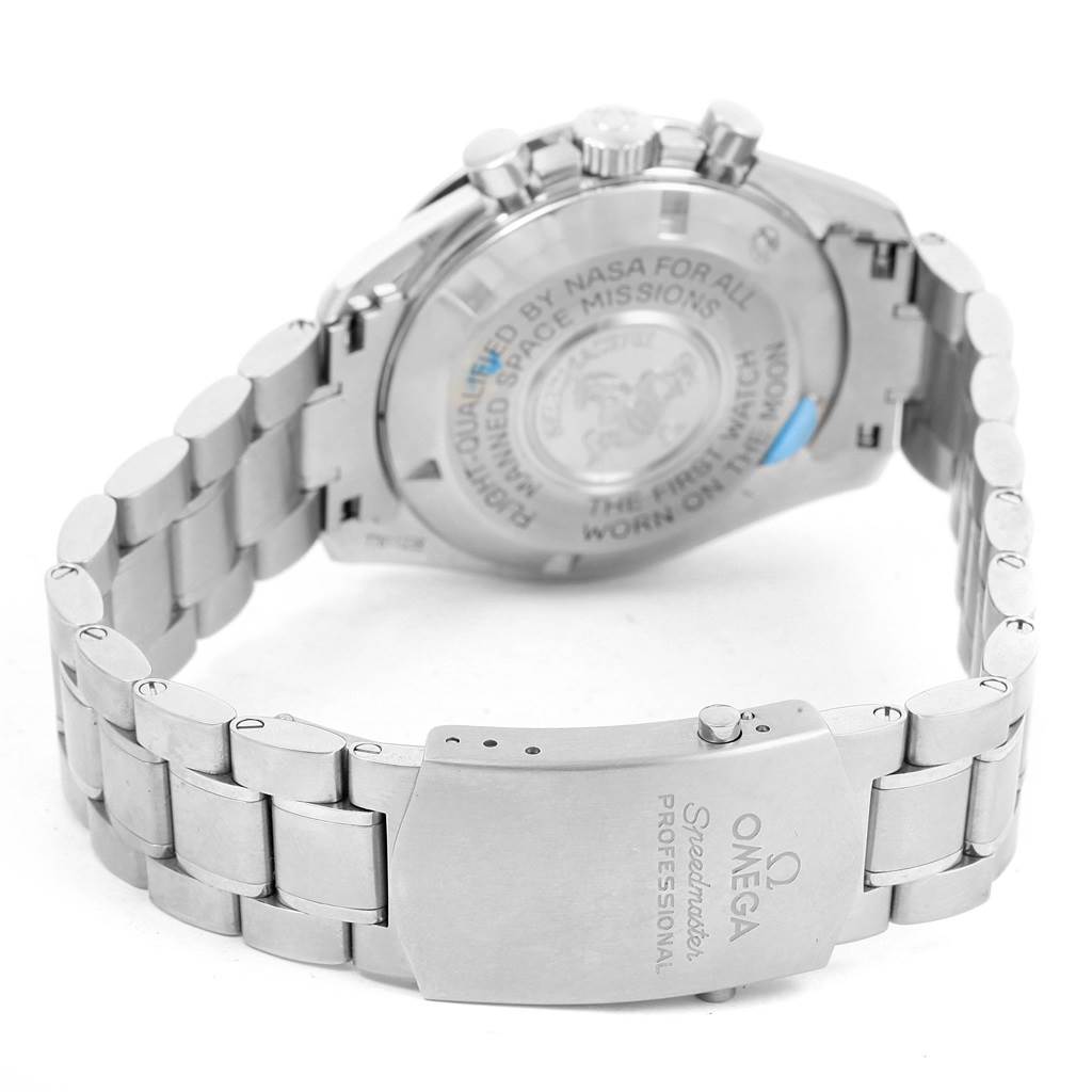 The image shows the back and clasp of the Omega Speedmaster 311.30.42.30.01.005 Men
s Stainless Steel Black Dial 311.30.42.30.01.005 Men
s Stainless Steel Black Dial watch with its stainless steel bracelet.