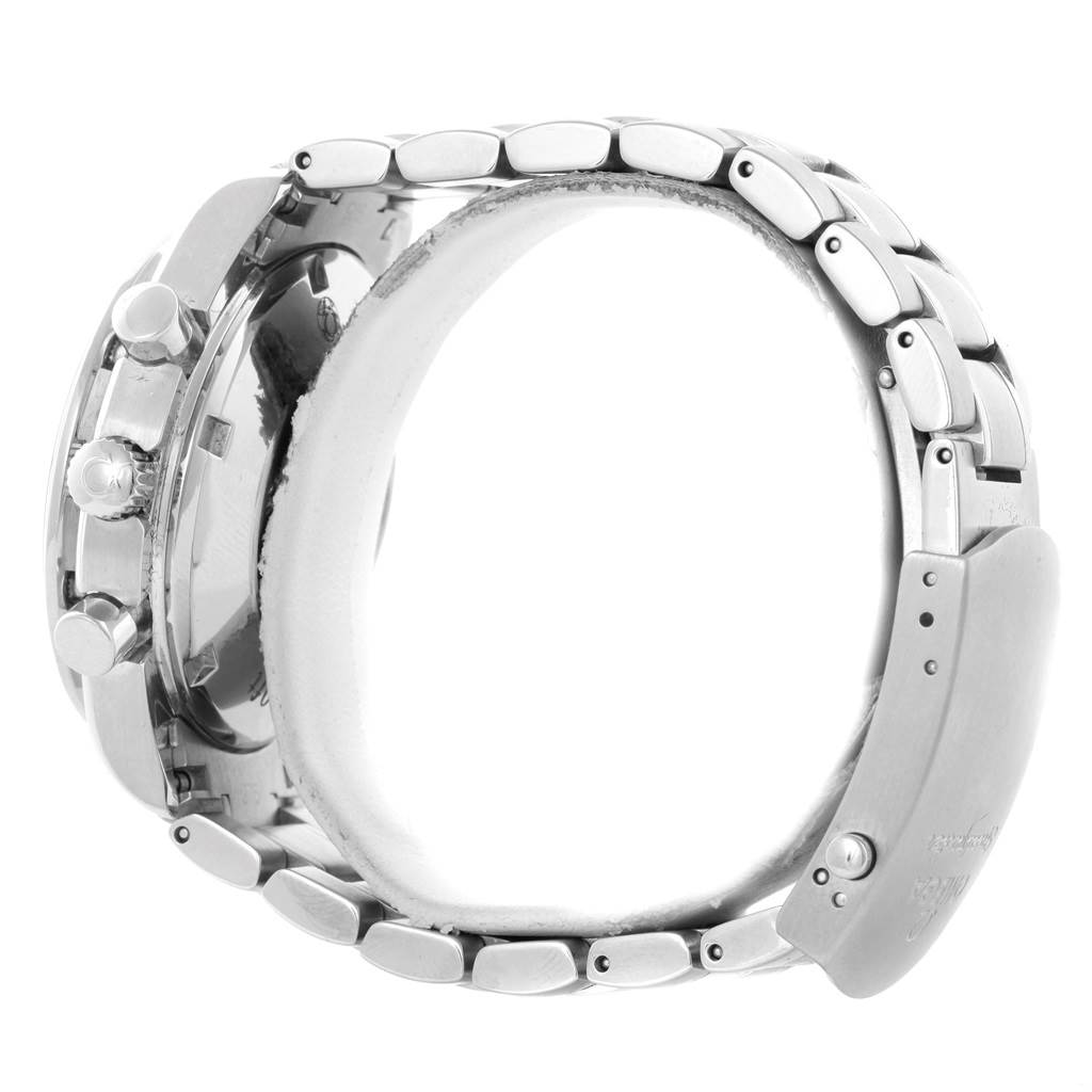 The image shows a side view of the Omega Speedmaster 3220.50.00 Men
s Stainless Steel Black Dial 3220.50.00 Men
s Stainless Steel Black Dial watch, highlighting the bracelet, clasp, and side pushers.