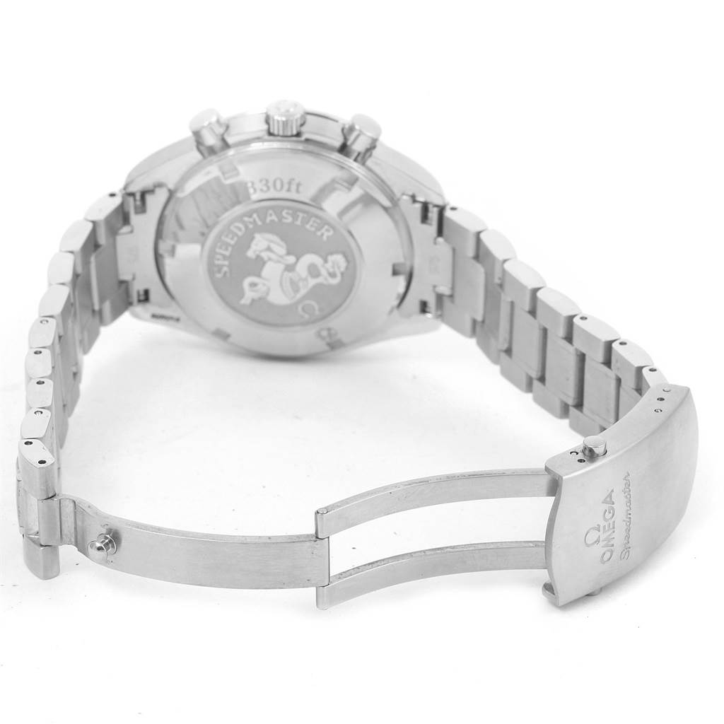 The image shows the back and bracelet of the Omega Speedmaster 3210.51.00 Men
s Stainless Steel Black Dial 3210.51.00 Men
s Stainless Steel Black Dial watch, emphasizing the clasp and engraved case back.