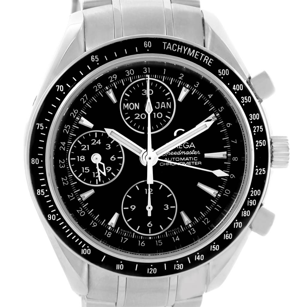 The image shows a front view of an Omega Speedmaster 3220.50.00 Men
s Stainless Steel Black Dial 3220.50.00 Men
s Stainless Steel Black Dial watch, highlighting its dial, tachymeter bezel, and stainless steel bracelet.