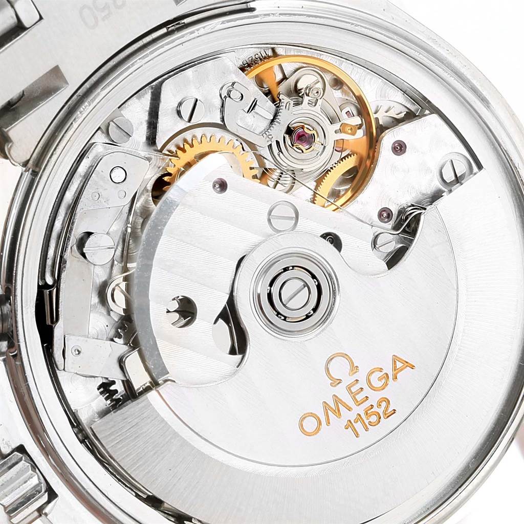 This image shows the intricate inner mechanical movements of the Omega Speedmaster 3513.46.00 Men
s Stainless Steel Blue Dial 3513.46.00 Men
s Stainless Steel Blue Dial model from a close-up angle.