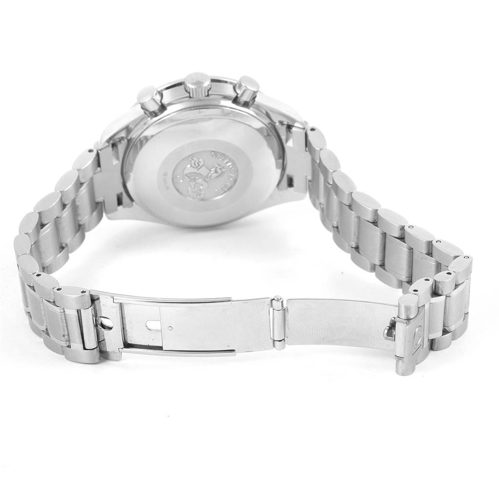 This image shows the back of an Omega Speedmaster 3513.52.00 Men
s Stainless Steel Black Dial 3513.52.00 Men
s Stainless Steel Black Dial watch with its stainless steel bracelet and open clasp.