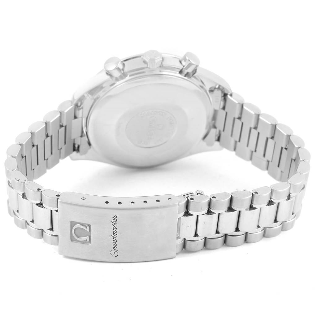 The image shows the back view of an Omega Speedmaster 3521.30.00 Men
s Stainless Steel Silver Dial 3521.30.00 Men
s Stainless Steel Silver Dial watch, highlighting the clasp, bracelet, and case back.