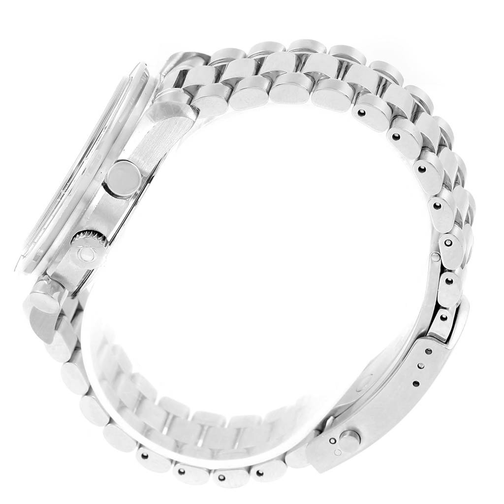 The Omega Speedmaster 3539.50.00 Men
s Stainless Steel Black Dial 3539.50.00 Men
s Stainless Steel Black Dial watch is shown from the side, highlighting the metal bracelet and side profile of the case and crown.