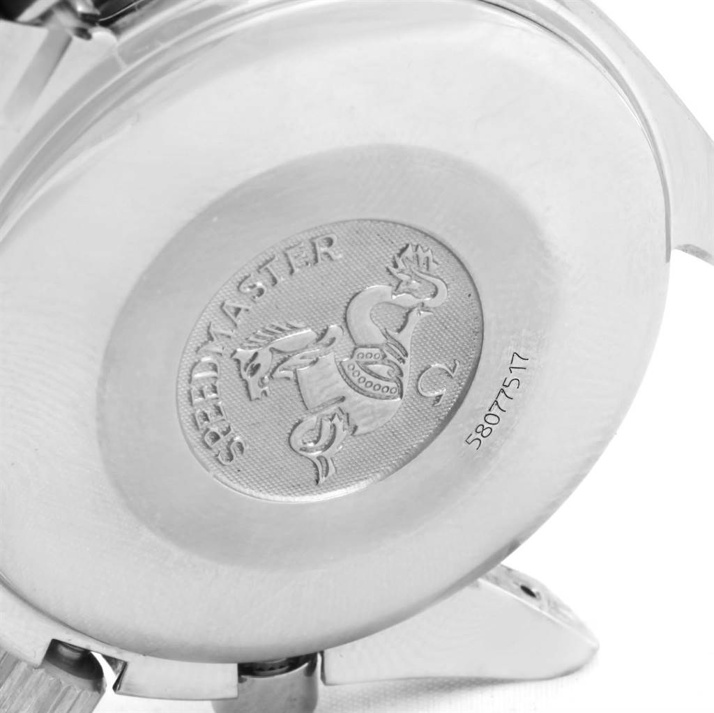 This image shows the back case of an Omega Speedmaster 3523.30.00 Men
s Stainless Steel Silver Dial 3523.30.00 Men
s Stainless Steel Silver Dial watch, highlighting the engraved Speedmaster logo and serial number.