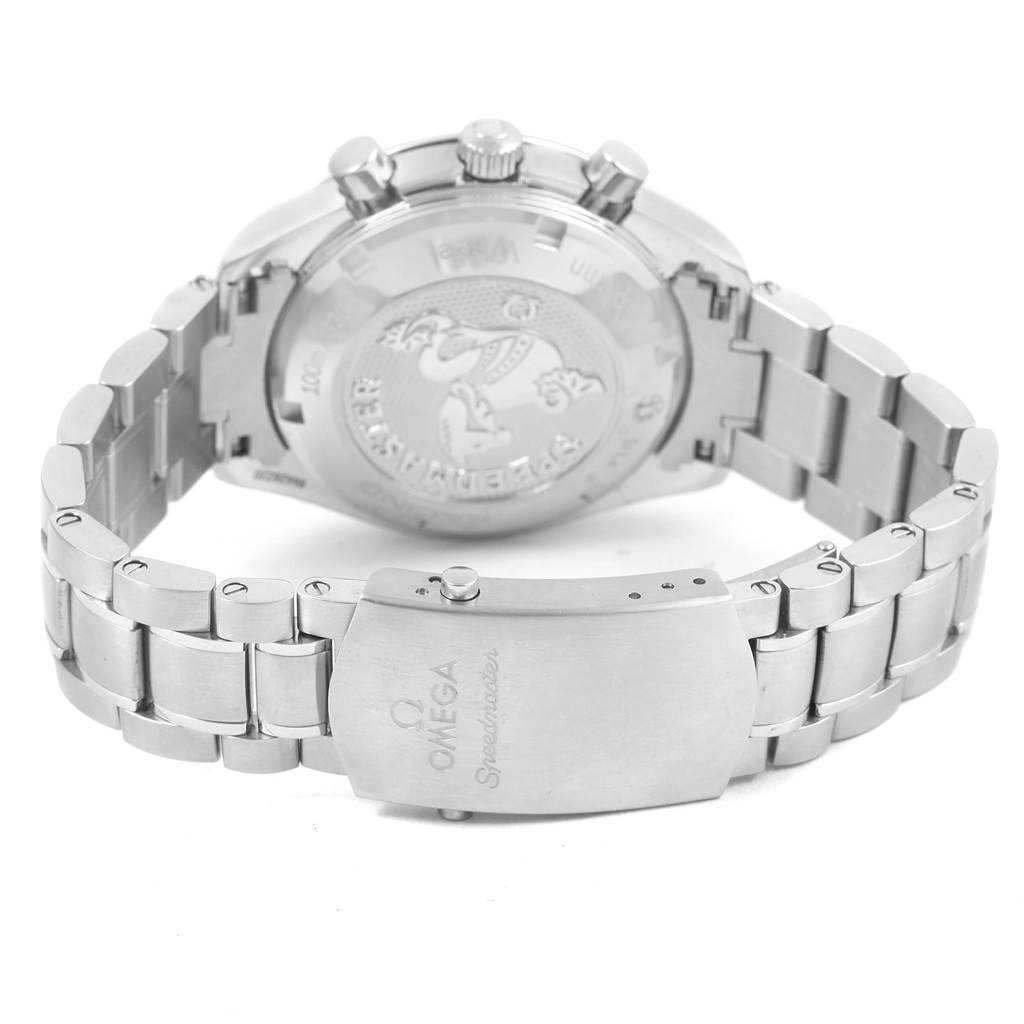 The image shows the back of an Omega Speedmaster 326.30.40.50.06.001 Men
s Stainless Steel Grey Dial 326.30.40.50.06.001 Men
s Stainless Steel Grey Dial watch, highlighting the case back, bracelet, and clasp.