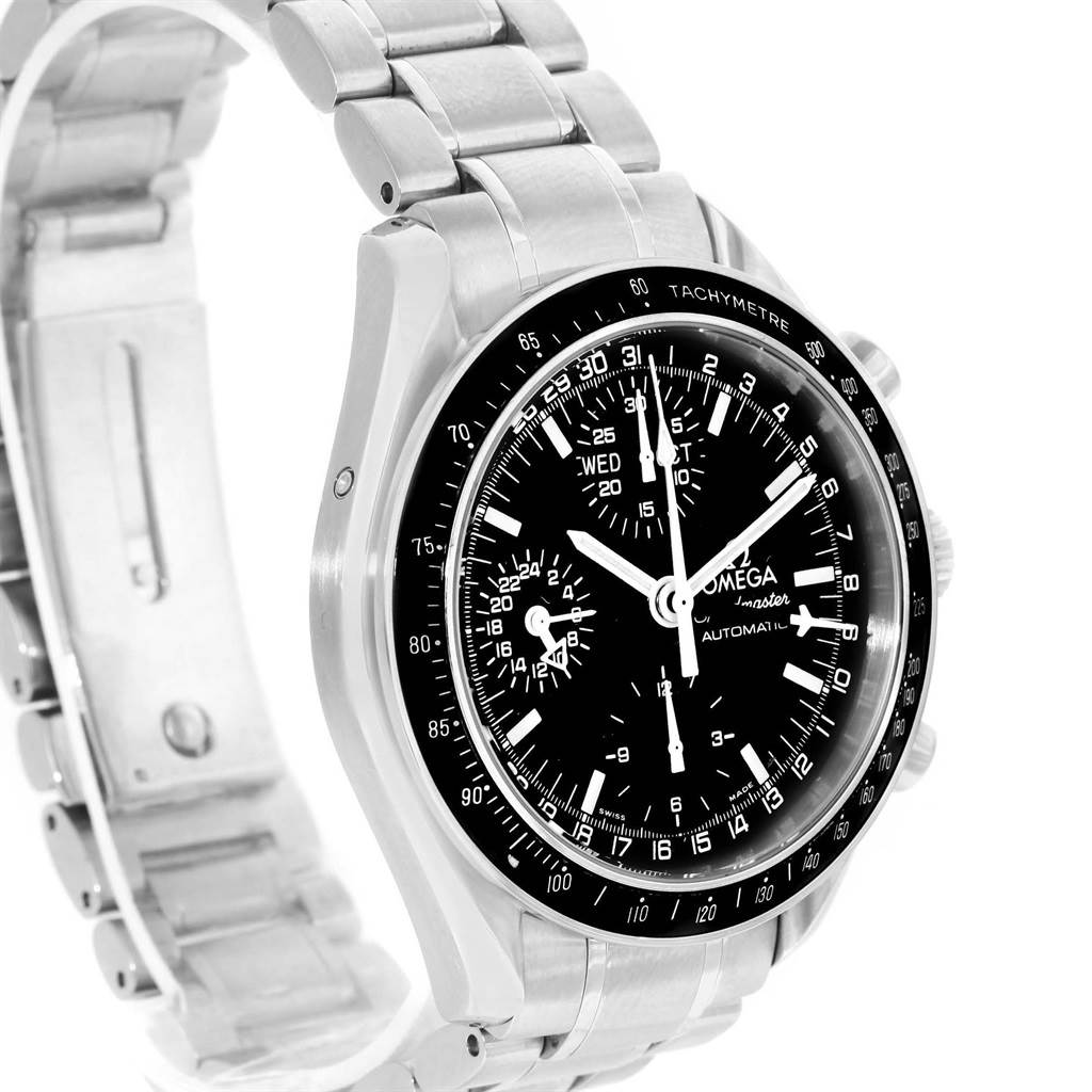 The image shows an Omega Speedmaster 3520.50.00 Men
s Stainless Steel Black Dial 3520.50.00 Men
s Stainless Steel Black Dial watch from a frontal angle, displaying its face, bezel, and metal bracelet.