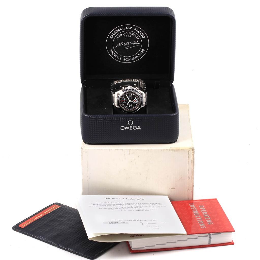 The Omega Speedmaster 3529.50.00 Men
s Stainless Steel Black Dial 3529.50.00 Men
s Stainless Steel Black Dial watch is displayed in a box with accompanying booklets and a certificate of Best Quality
ity.