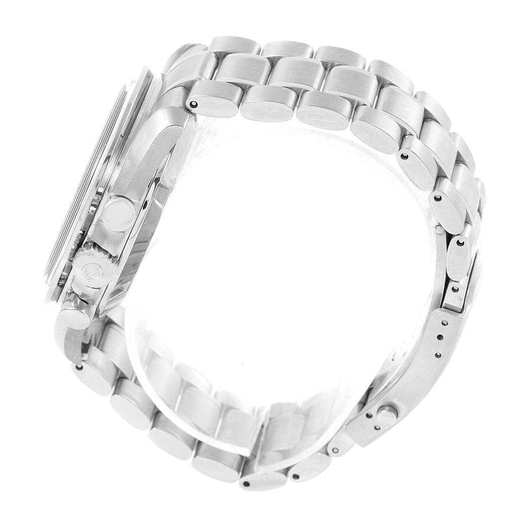 The image shows a side view of the Omega Speedmaster 3507.51.00 Men
s Stainless Steel Black Dial 3507.51.00 Men
s Stainless Steel Black Dial, highlighting the stainless steel bracelet and case side.