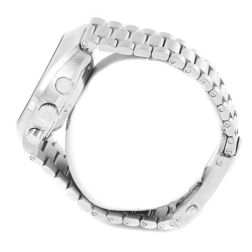 The image shows the side profile of an Omega Speedmaster 327.10.43.50.06.001 Men
s Stainless Steel Grey Dial 327.10.43.50.06.001 Men
s Stainless Steel Grey Dial watch, displaying the crown and pushers with the metal bracelet.