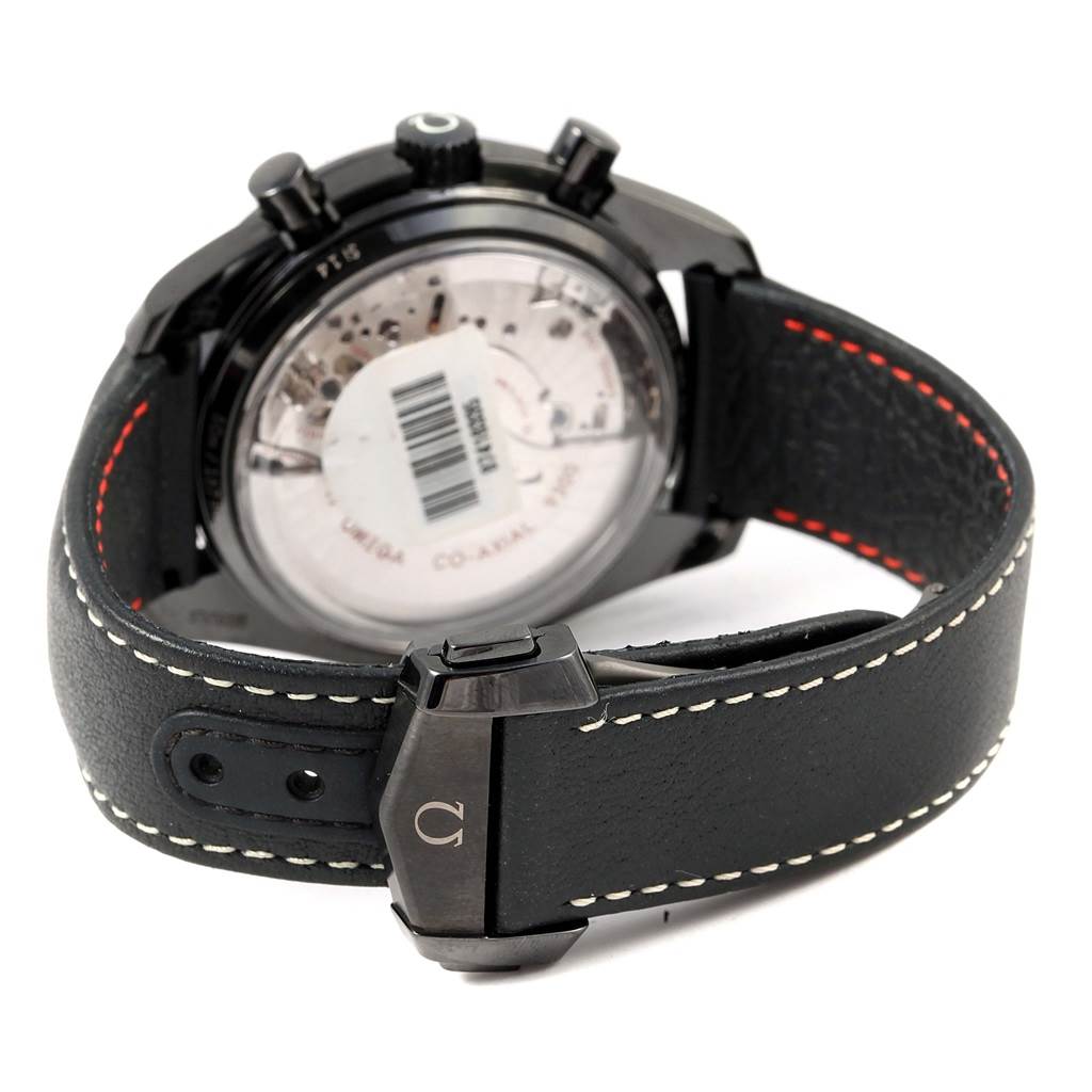 The image shows the back view of an Omega Speedmaster 311.92.44.51.01.004 Men
s Stainless Steel Black Dial 311.92.44.51.01.004 Men
s Stainless Steel Black Dial watch, highlighting its caseback, strap, and clasp.