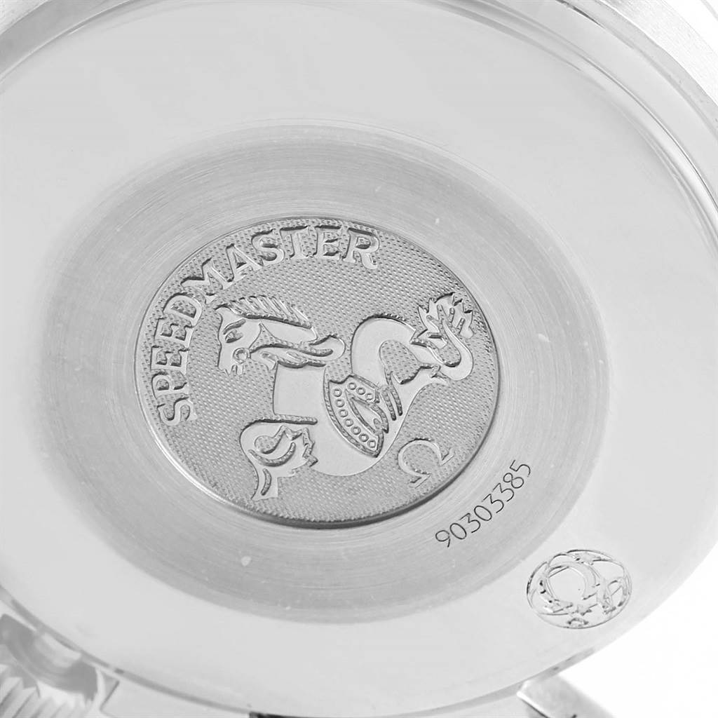 This image shows the case back of an Omega Speedmaster 3539.50.00 Men
s Stainless Steel Black Dial 3539.50.00 Men
s Stainless Steel Black Dial watch, highlighting its engraved logo and serial number.