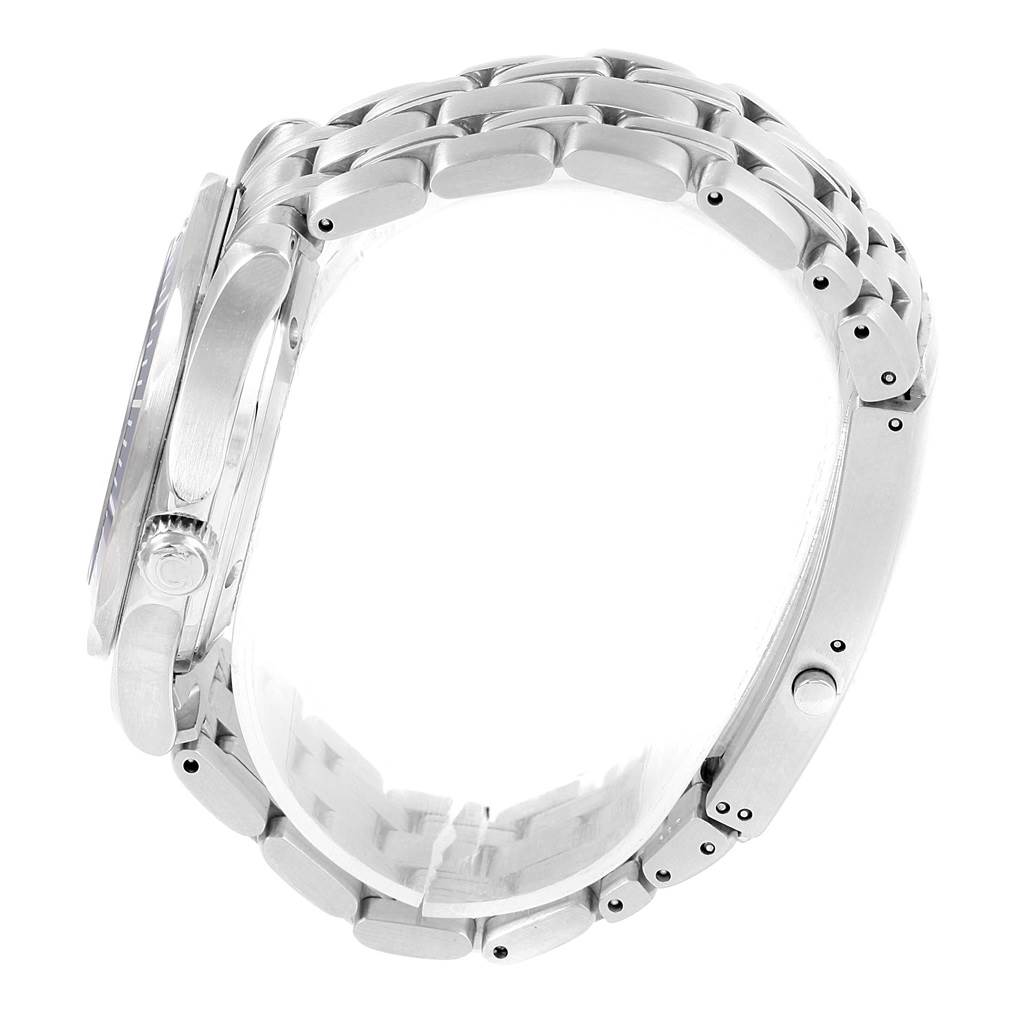 The image shows a side view of the Omega Speedmaster 2551.80.00 Men
s Stainless Steel Blue Dial 2551.80.00 Men
s Stainless Steel Blue Dial watch, highlighting the bracelet and the case with the crown.