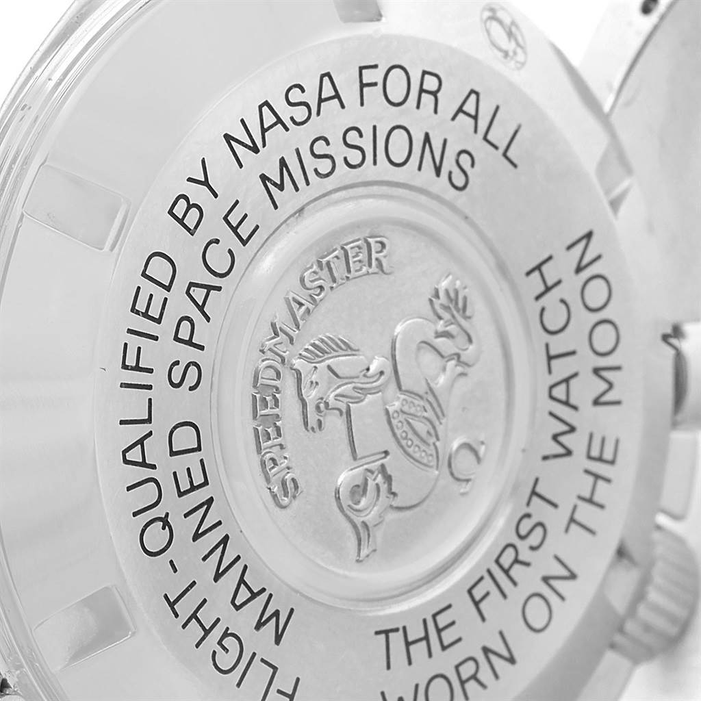 The image shows the engraved case back of the Omega Speedmaster 311.30.42.30.01.005 Men
s Stainless Steel Black Dial 311.30.42.30.01.005 Men
s Stainless Steel Black Dial watch, highlighting its NASA qualification and moon mission history.