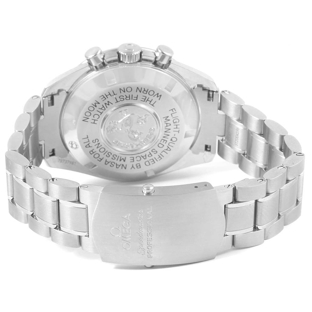 The image shows the back view of the Omega Speedmaster 311.30.42.30.01.005 Men
s Stainless Steel Black Dial 311.30.42.30.01.005 Men
s Stainless Steel Black Dial watch, highlighting the case back and metal bracelet with the clasp.