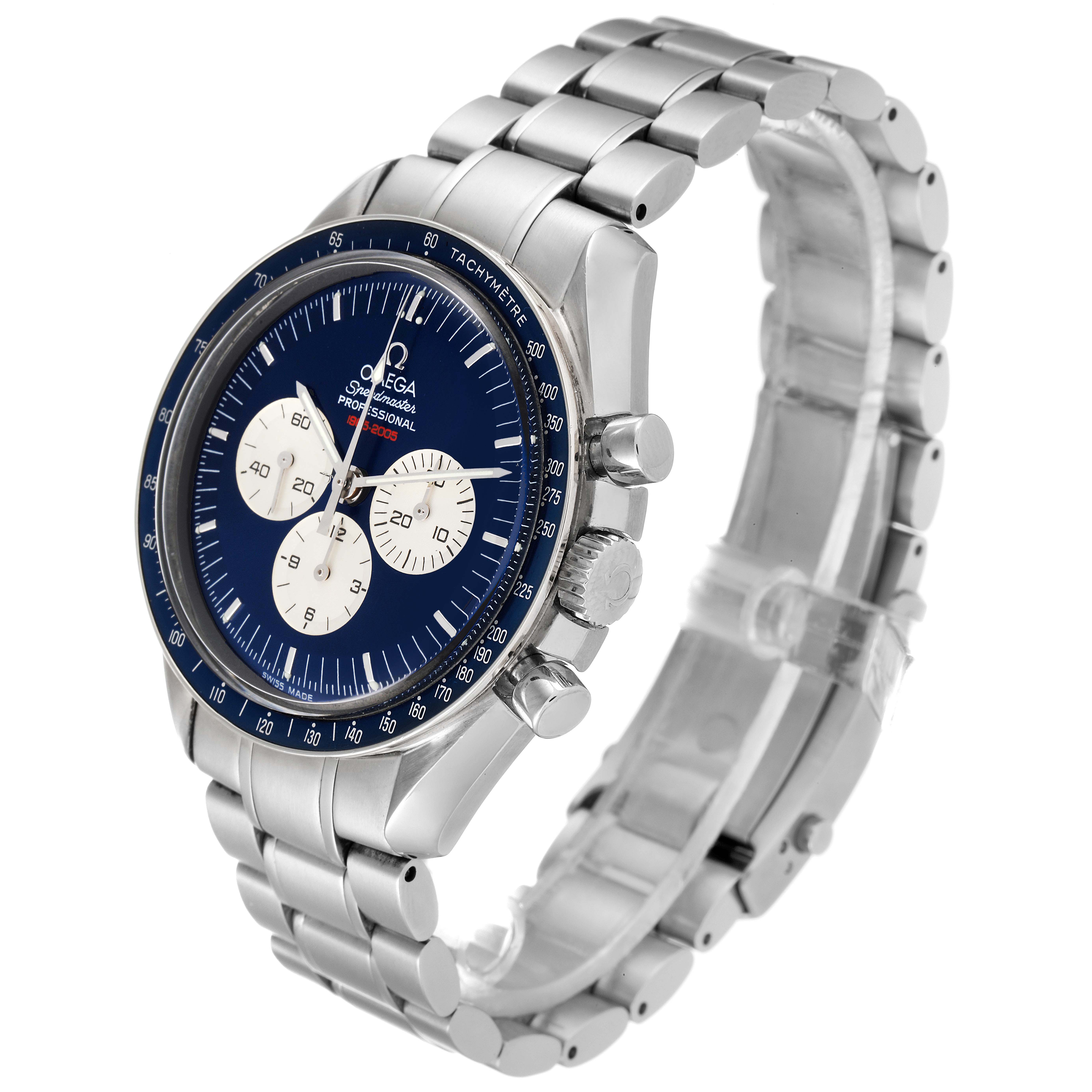 The image shows an angled view of an Omega Speedmaster 3565.80.00 Men's Stainless Steel Blue Dial 3565.80.00 Men's Stainless Steel Blue Dial watch, detailing its face, bezel, chronograph dials, and metal bracelet.
