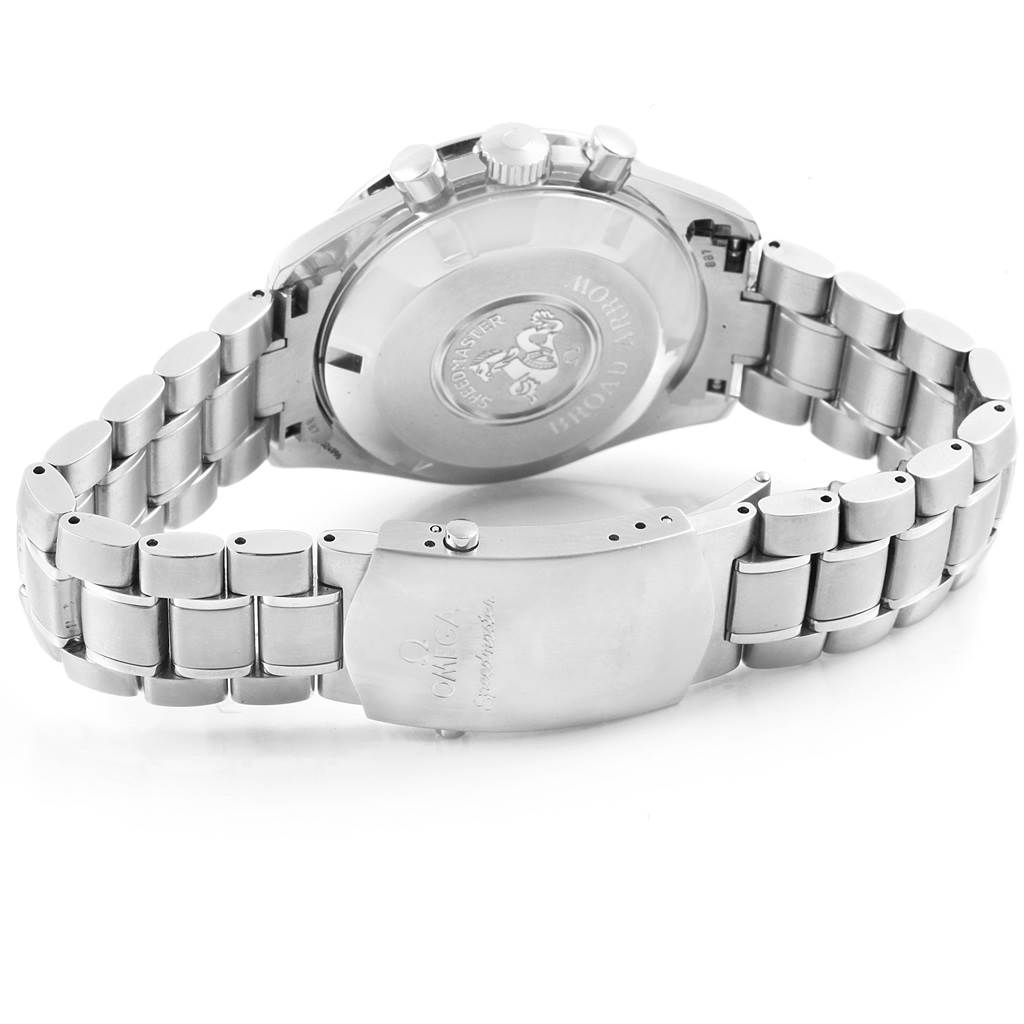 This image shows the back view of an Omega Speedmaster 3551.20.00 Men
s Stainless Steel White Dial 3551.20.00 Men
s Stainless Steel White Dial watch, featuring its case back and stainless steel bracelet with deployment clasp.