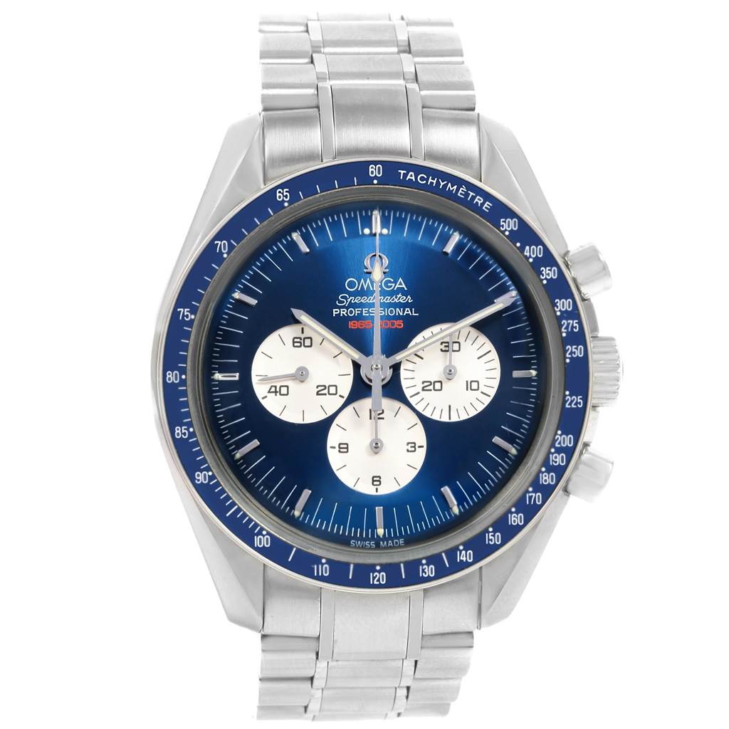 The image shows a front view of the Omega Speedmaster 3565.80.00 Men's Stainless Steel Blue Dial 3565.80.00 Men's Stainless Steel Blue Dial watch, highlighting its dial, tachymeter bezel, and stainless steel bracelet.