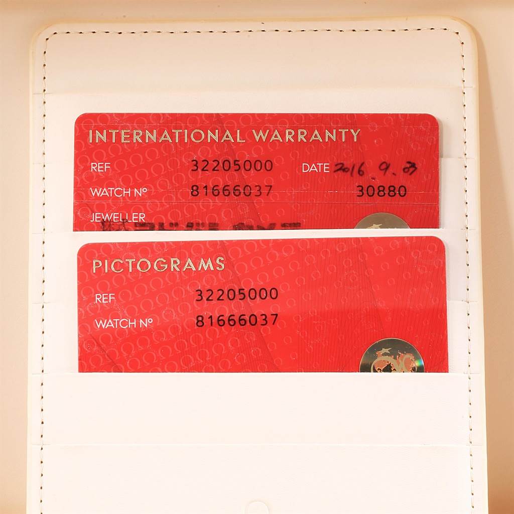 This image shows the International Warranty and Pictograms cards for an Omega Speedmaster 3220.50.00 Men
s Stainless Steel Black Dial 3220.50.00 Men
s Stainless Steel Black Dial watch.