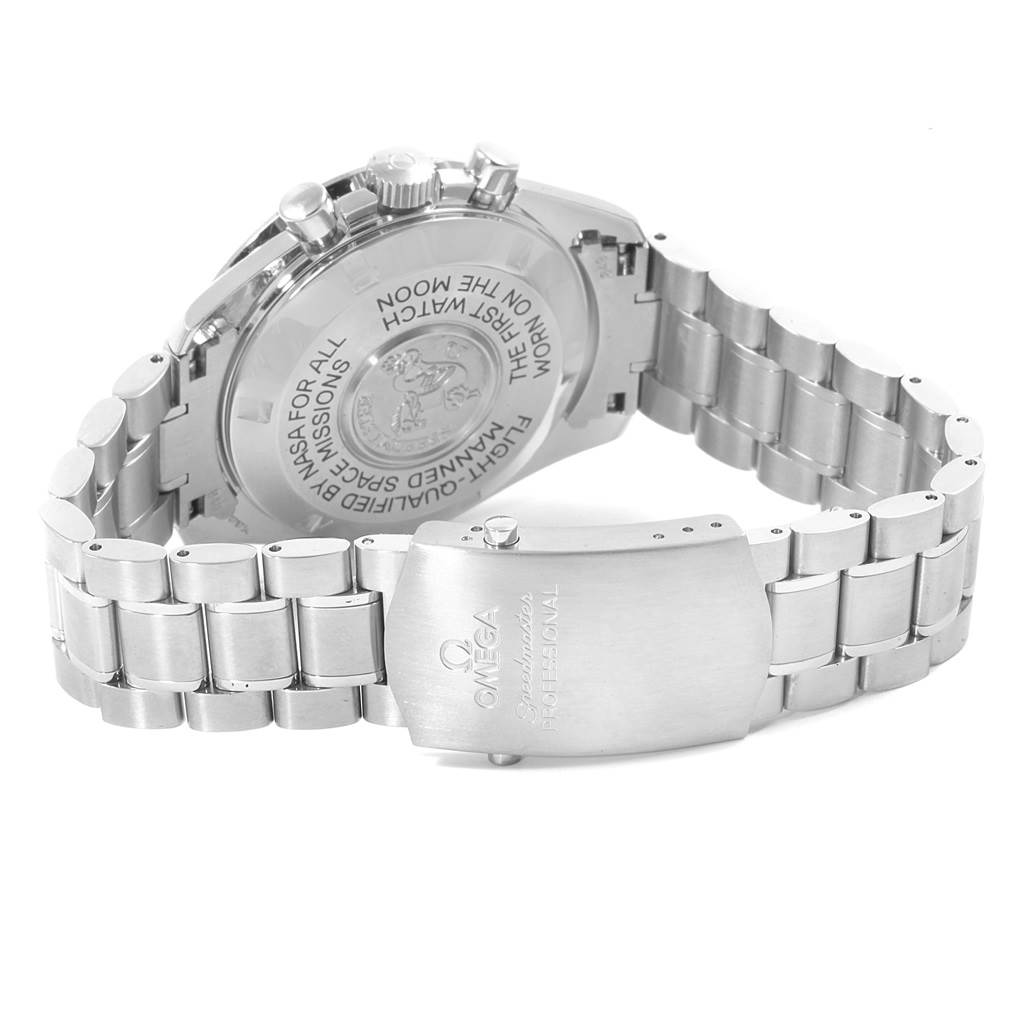 The image shows the back case and bracelet of an Omega Speedmaster 3575.20.00 Men
s Stainless Steel White Dial 3575.20.00 Men
s Stainless Steel White Dial watch.