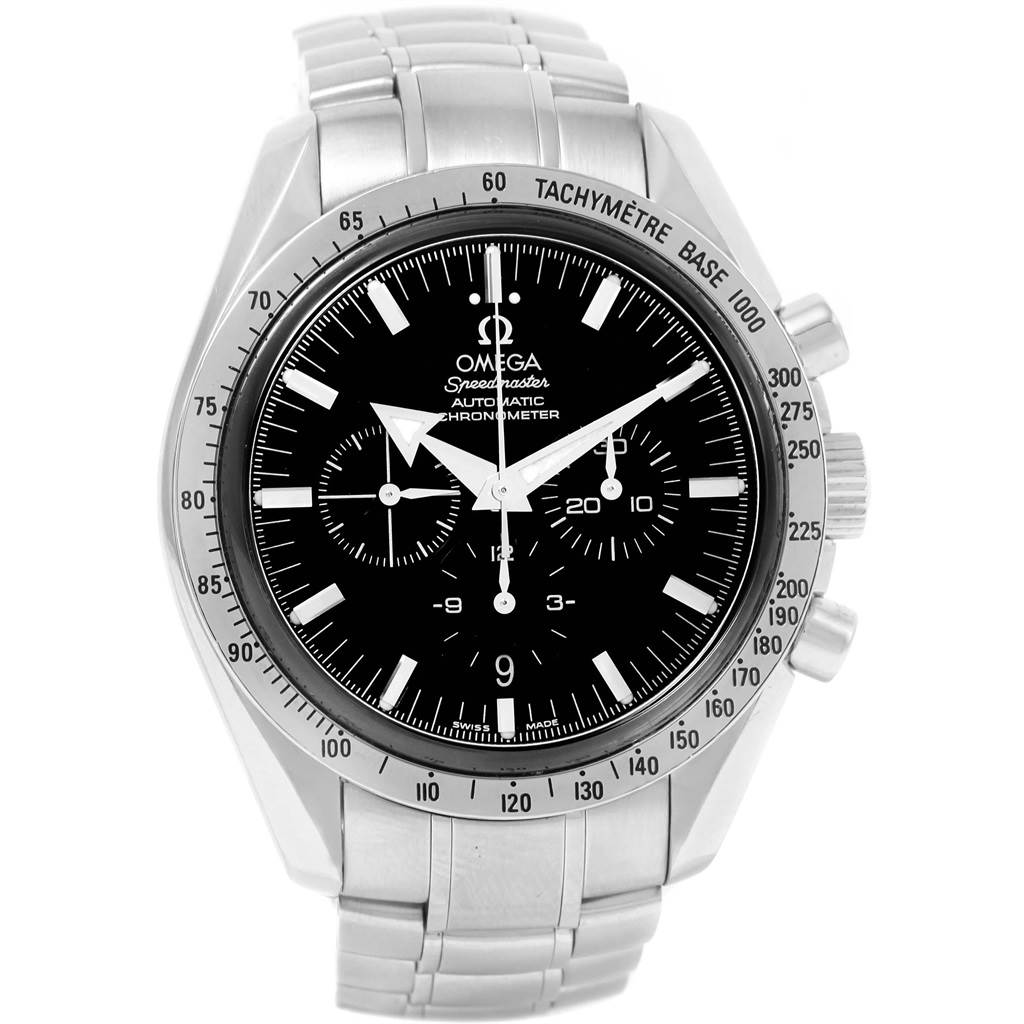 This image shows a front view of the Omega Speedmaster 3551.50.00 Men
s Stainless Steel Black Dial 3551.50.00 Men
s Stainless Steel Black Dial watch face and metal bracelet, displaying its tachymeter and chronograph features.