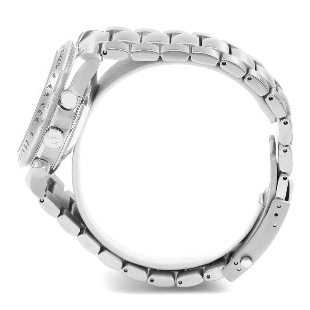 The image shows the side view of the Omega Speedmaster 3211.50.00 Men
s Stainless Steel Black Dial 3211.50.00 Men
s Stainless Steel Black Dial watch, highlighting the bracelet, case, pushers, and crown.