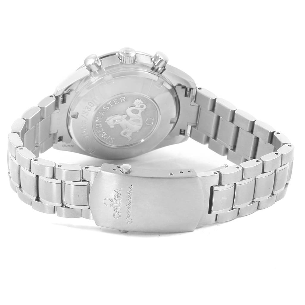 This image shows the back and clasp of an Omega Speedmaster 3211.50.00 Men
s Stainless Steel Black Dial 3211.50.00 Men
s Stainless Steel Black Dial watch at an angled view.