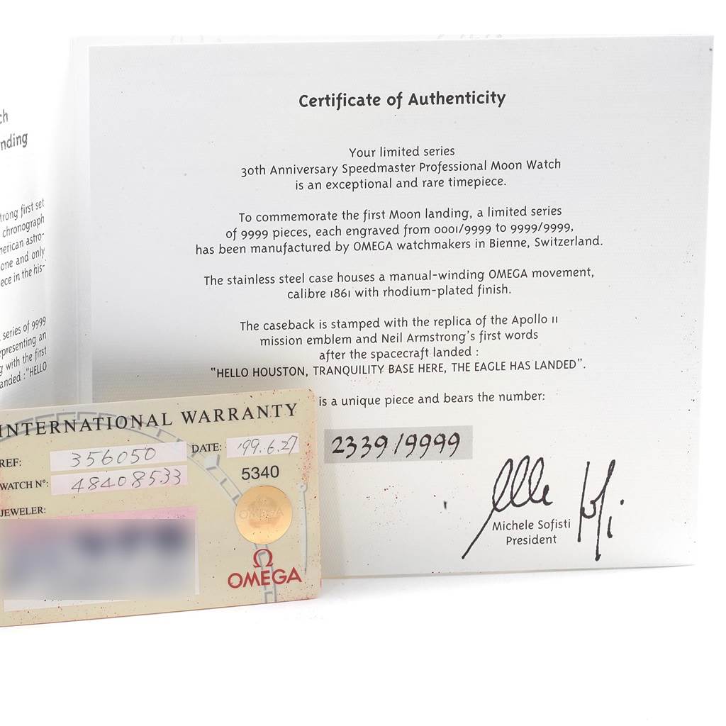 The image shows a Certificate of Best Quality
ity and an International Warranty card for the Omega Speedmaster 3560.50.00 Men
s Stainless Steel Black Dial 3560.50.00 Men
s Stainless Steel Black Dial 30th Anniversary Moon Watch.