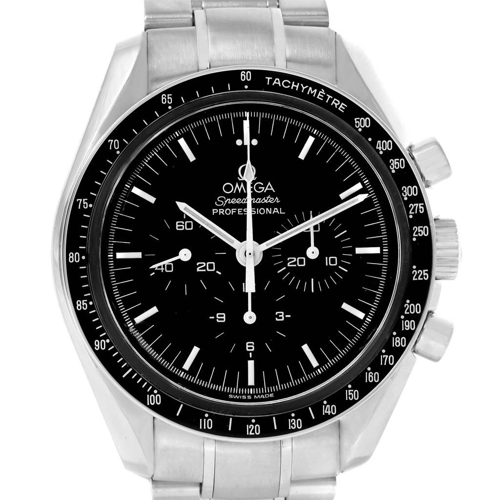 This image shows a front view of an Omega Speedmaster 3560.50.00 Men
s Stainless Steel Black Dial 3560.50.00 Men
s Stainless Steel Black Dial watch, featuring its dial, bezel, and pushers.
