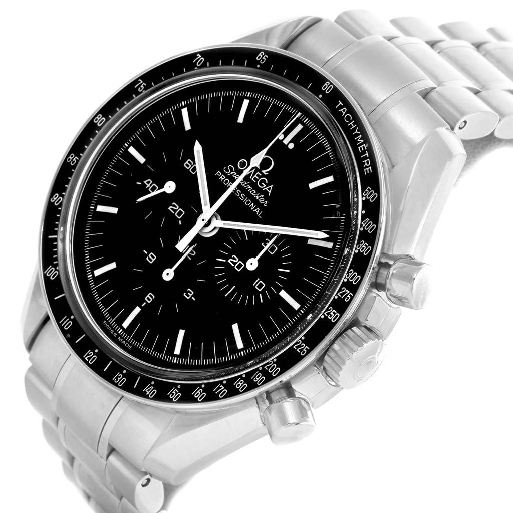 This image shows a close-up, angled view of the Omega Speedmaster 3560.50.00 Men
s Stainless Steel Black Dial 3560.50.00 Men
s Stainless Steel Black Dial, highlighting its dial, bezel, and bracelet.