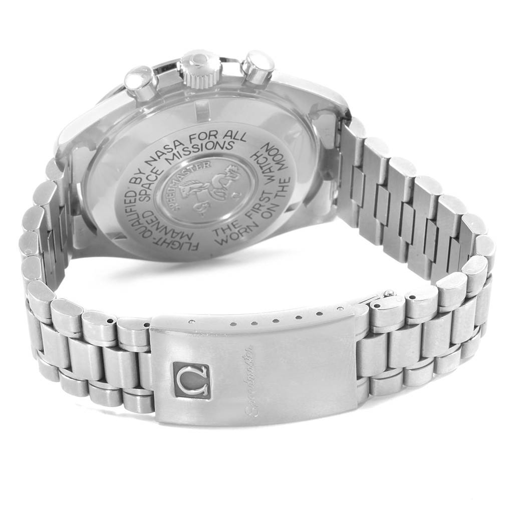 The image shows the back and bracelet of the Omega Speedmaster 145.022 Men
s Stainless Steel Black Dial 145.022 Men
s Stainless Steel Black Dial watch, highlighting its clasp and engraved case back.