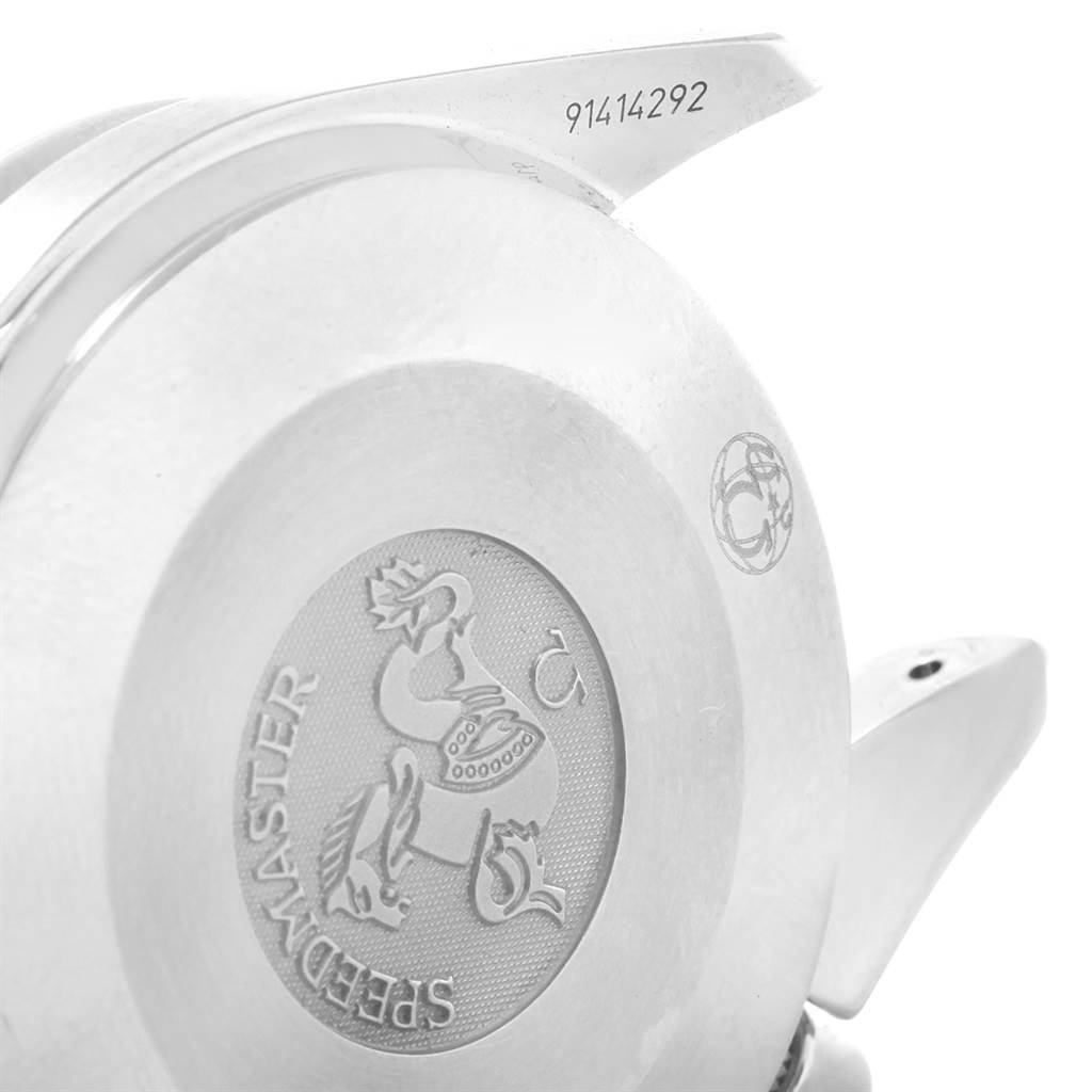 The image shows the back casing and lugs of an Omega Speedmaster 3539.50.00 Men
s Stainless Steel Black Dial 3539.50.00 Men
s Stainless Steel Black Dial watch, including its serial number.