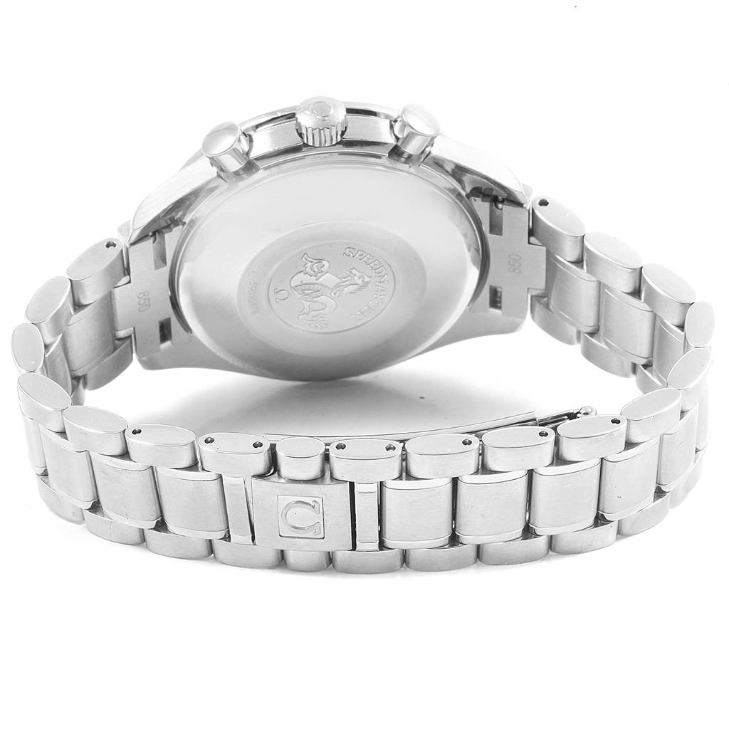 This image shows the back view of the Omega Speedmaster 3513.50.00 Men
s Stainless Steel Black Dial 3513.50.00 Men
s Stainless Steel Black Dial watch, highlighting the bracelet and clasp.