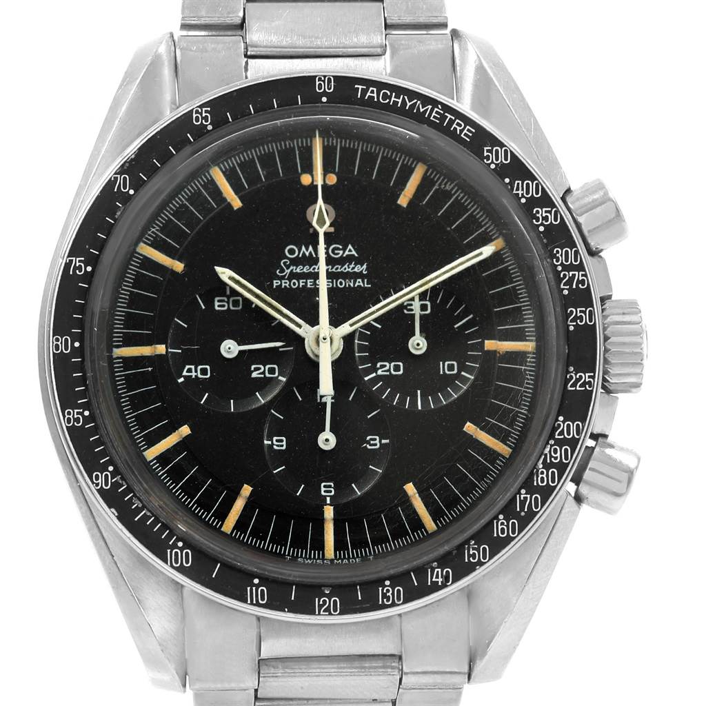 The image shows a front view of the Omega Speedmaster 145.012 Men
s Stainless Steel Black Dial 145.012 Men
s Stainless Steel Black Dial Professional watch, highlighting the dial, bezel, and bracelet.