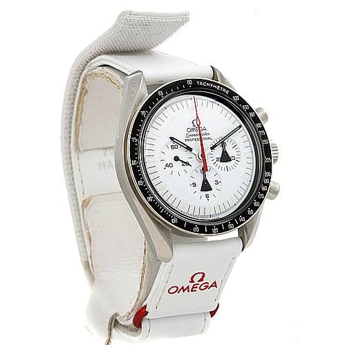 The Omega Speedmaster 31132423004001 OR 311.   32.   42.   30.   04.   001 Men's Stainless Steel White Dial 31132423004001 OR 311.   32.   42.   30.   04.   001 Men's Stainless Steel White Dial watch is shown at a slight angle, highlighting its face, crown, pushers, and white strap.