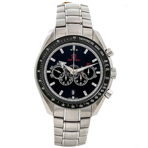 The image shows a top view of an Omega Speedmaster 321.30.44.52.01.001 Men
s Stainless Steel Black Dial 321.30.44.52.01.001 Men
s Stainless Steel Black Dial watch, featuring its face, bezel, chronograph subdials, and metal bracelet.