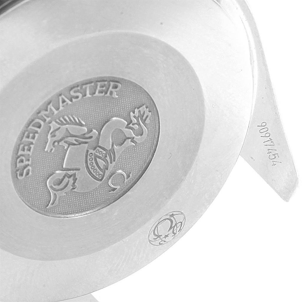 The image shows the case back of an Omega Speedmaster 3539.50.00 Men
s Stainless Steel Black Dial 3539.50.00 Men
s Stainless Steel Black Dial watch at a close-up angle, displaying the logo and engravings.