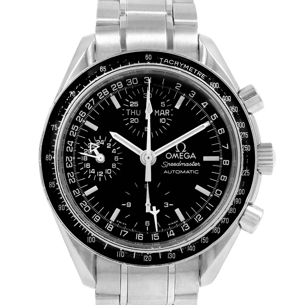 The image shows a front view of the Omega Speedmaster 3520.50.00 Men
s Stainless Steel Black Dial 3520.50.00 Men
s Stainless Steel Black Dial watch, highlighting its dial, chronograph sub-dials, and tachymeter bezel.
