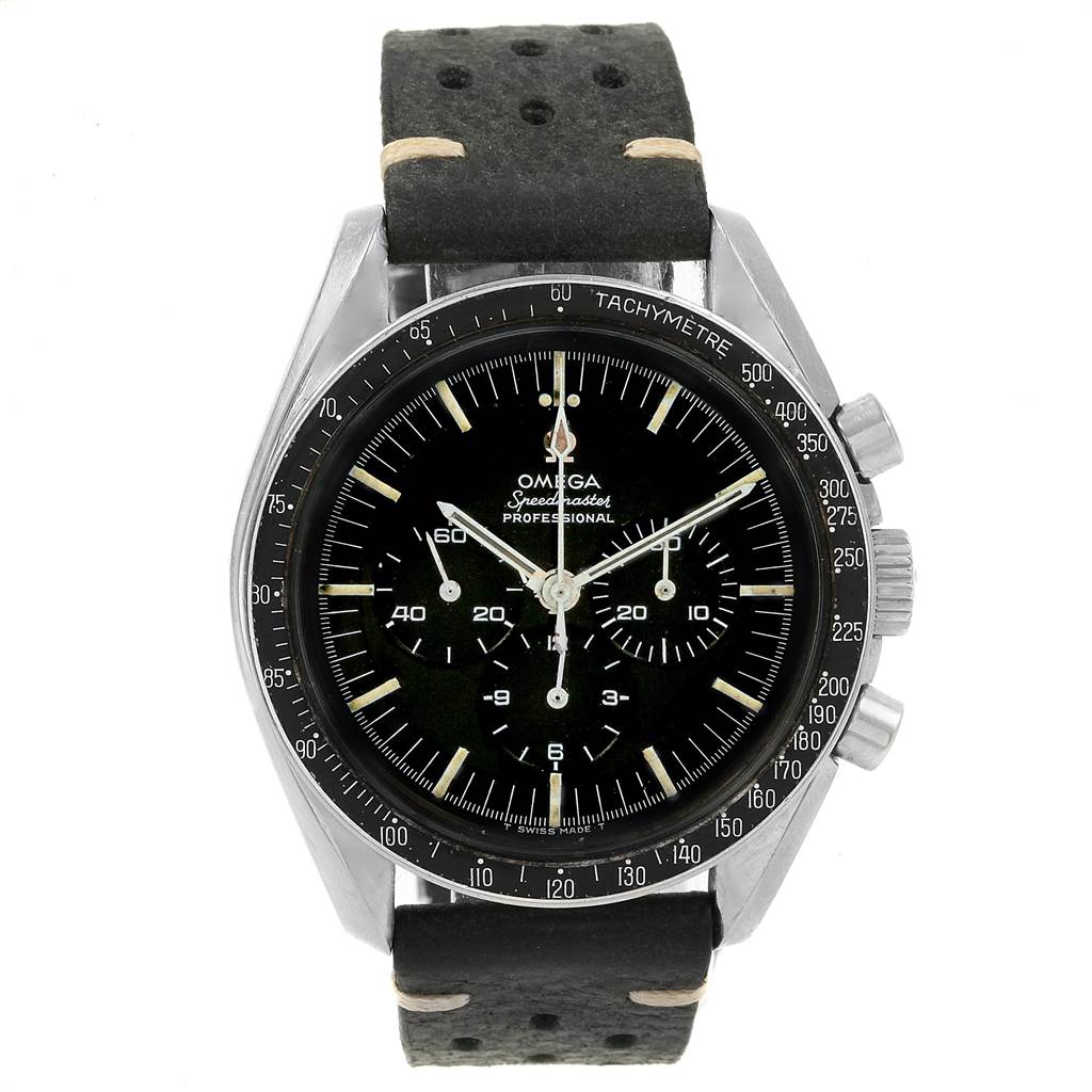 This image shows a front view of an Omega Speedmaster 145.012 Men
s Stainless Steel Black Dial 145.012 Men
s Stainless Steel Black Dial watch, highlighting its black dial, tachymetre bezel, and black strap.