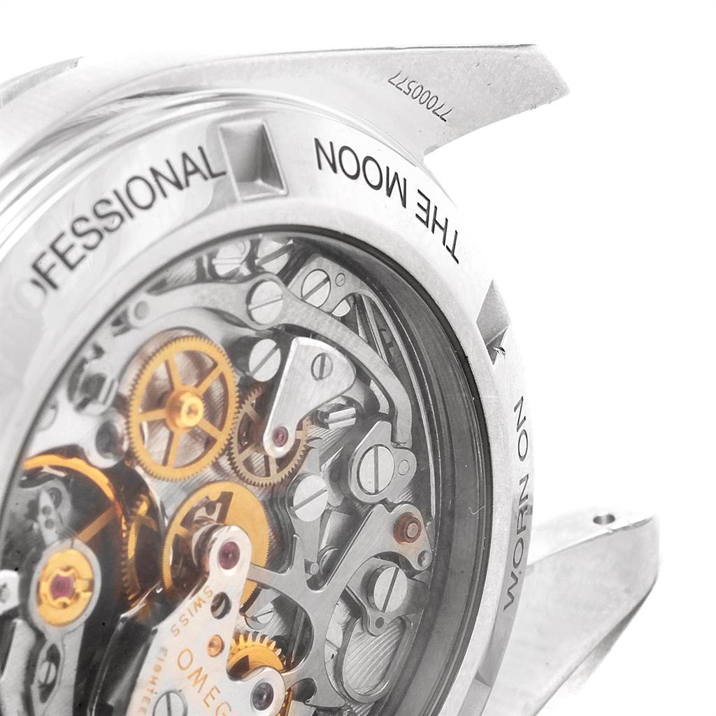 This Omega Speedmaster 3572.50.00 Men's Stainless Steel Black Dial 3572.50.00 Men's Stainless Steel Black Dial watch shows the inner mechanics and part of the caseback at an angled view.