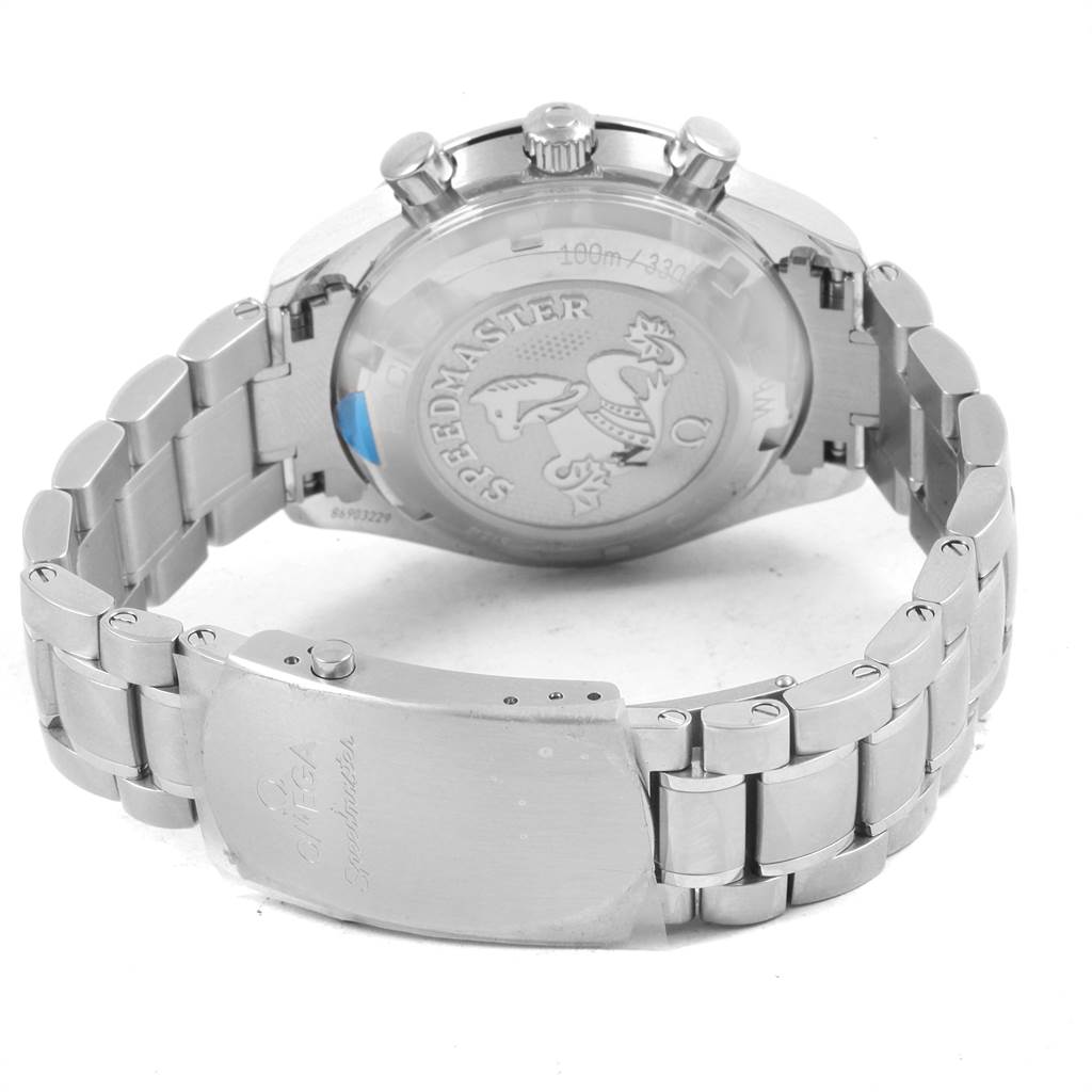 The image shows the back and clasp of an Omega Speedmaster 326.30.40.50.04.001 Men
s Stainless Steel White Dial 326.30.40.50.04.001 Men
s Stainless Steel White Dial watch, highlighting the engraved case back and metal bracelet.