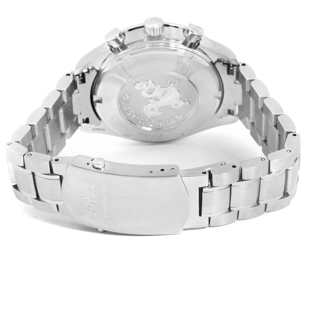 The image shows the back view of an Omega Speedmaster 3222.80.00 Men
s Stainless Steel Blue Dial 3222.80.00 Men
s Stainless Steel Blue Dial watch, highlighting the clasp, bracelet, and caseback.