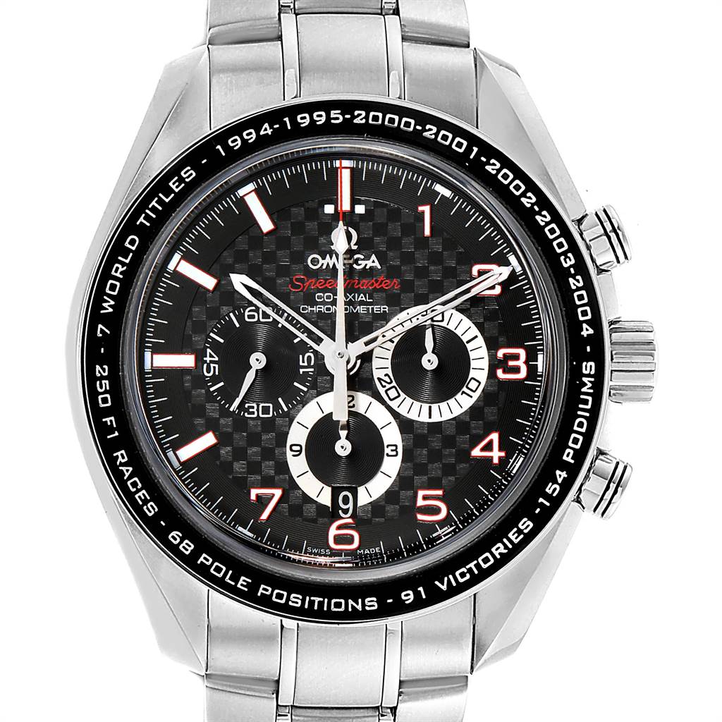 The image shows a full frontal view of an Omega Speedmaster 321.32.44.50.01.001 Men
s Stainless Steel Black Dial 321.32.44.50.01.001 Men
s Stainless Steel Black Dial watch, highlighting its dial, bezel, and metal bracelet.