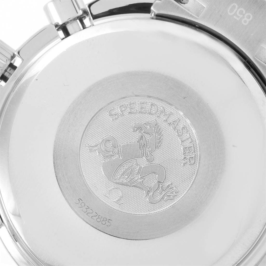 The image shows the back case of an Omega Speedmaster 3513.50.00 Men
s Stainless Steel Black Dial 3513.50.00 Men
s Stainless Steel Black Dial watch, highlighting the engraved logo and serial number.