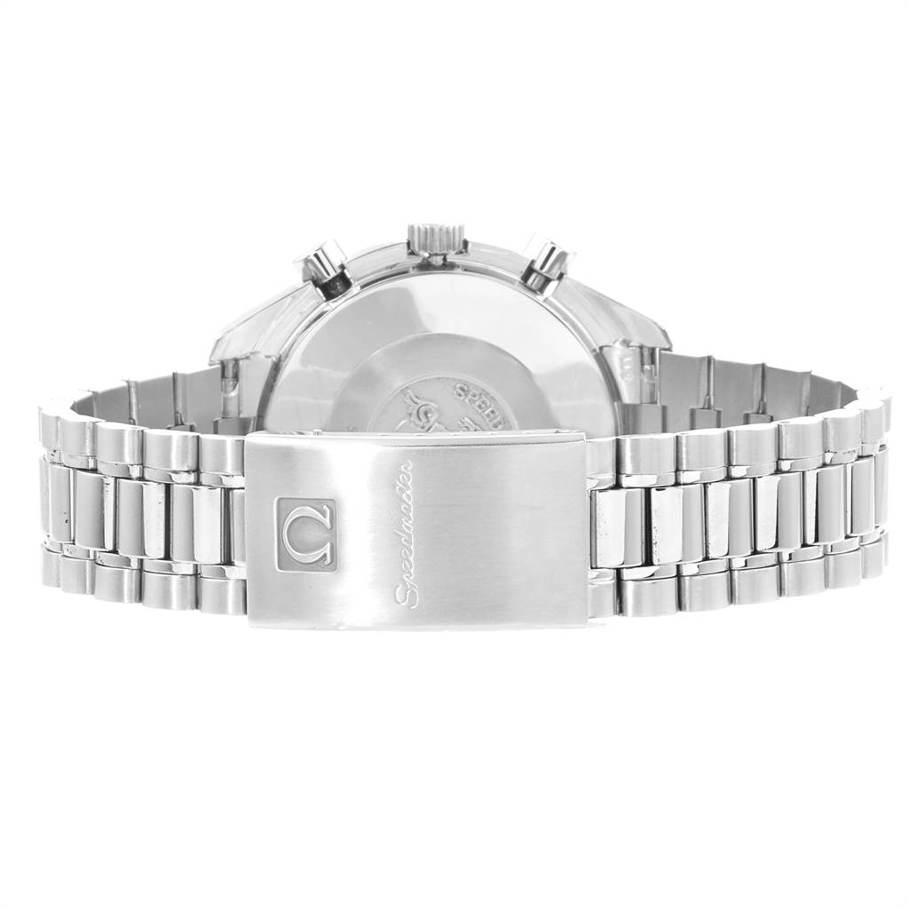 The image shows the back of the Omega Speedmaster 3510.50.00 Men
s Stainless Steel Black Dial 3510.50.00 Men
s Stainless Steel Black Dial watch and its metal bracelet clasp with the Speedmaster logo.