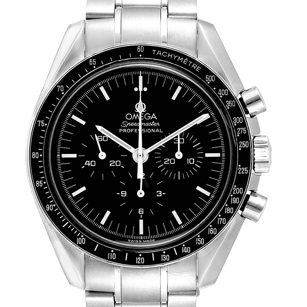 The image shows the front view of an Omega Speedmaster 3570.50.00 Men
s Stainless Steel Black Dial 3570.50.00 Men
s Stainless Steel Black Dial watch, including its bezel, dial, and bracelet.
